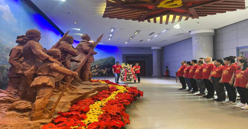 寧鋼黨委開展“重溫黨章黨史，踐行初心使命”主題黨日活動